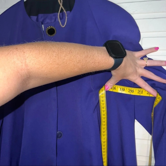 J. Gallery Vintage Royal Purple and Black Button Cape Coat, Women’s Size 8 - Picture 10 of 11